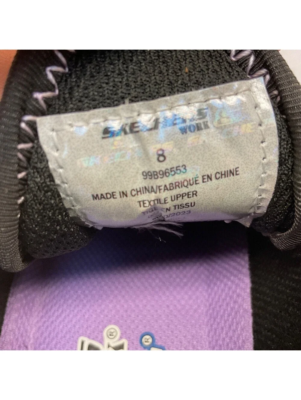 Skechers new without